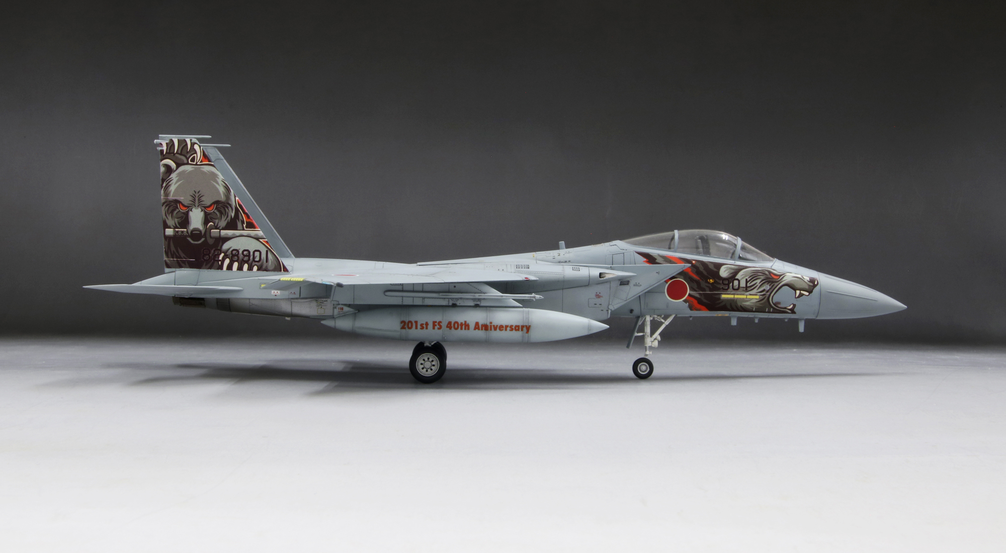 1/72航空自衛隊F-15J戦闘機201SQ [創隊40周年記念塗装機]_ファインモールド