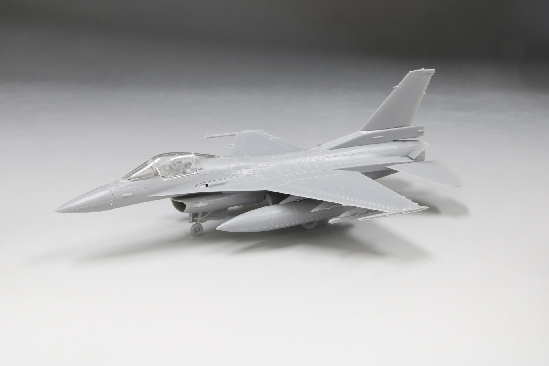 航空自衛隊 F-2A 戦闘機 `w/ JDAM` (プラモデル) - ホビーサーチ ミリタリープラモ